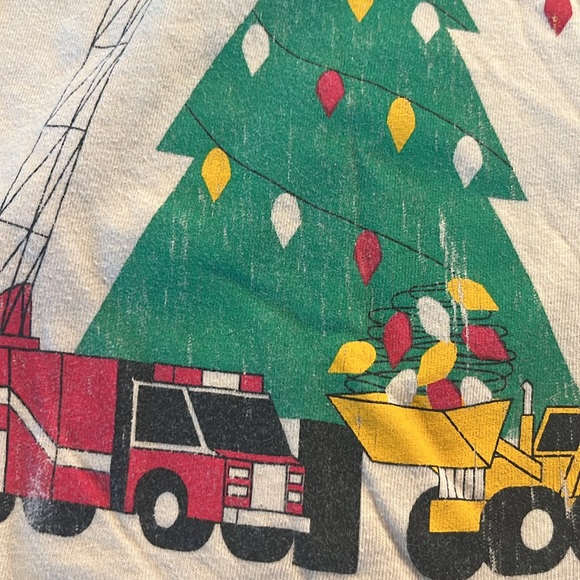 Old Navy Christmas Shirts 2T - Picture 4 of 9